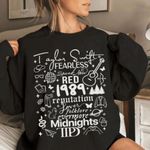 Gildan COPY - Black Sweatshirt Taylor Swift Graphics Photo 0