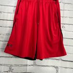 Under Armour Red Black Shorts SM/P Loose Fit Colorblock Athletic Training Gym Photo 3