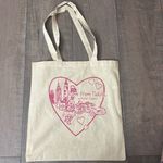 Roller Rabbit  NYC Canvas Tote Photo 0