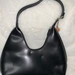 Petite Simone Women's Black Crescent Shoulder Bag Fashion Casual Photo 0