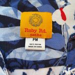 Ruby Rd. Blue and White Floral Shirt, 3/4 sleeve. Women button down top, size PM Red Photo 4