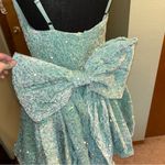 NWOT light blue fuzzy sequined sleeveless prom dress size 6 with large bow Photo 3