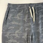 Vuori  Sz L Performance Joggers Pants DreamKnit Camo Dark Gray Soft Stretch Women Photo 3