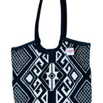 Geometric pattern black and white knit natural fabric tote shoulder Bag purse Photo 0