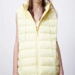 ZARA NWT  PACKABLE WATER REPELLENT VEST BLOGGERS FAV YELLOW SMALL Photo 0