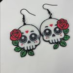 Cute Skull & Rose Dangle Earrings – Spooky Cute Statement Jewelry Black Photo 2