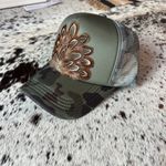 Western trucker hat Photo 1