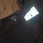 Elegant Black Off Photo 2