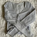 Hollister S Long-Sleeve Ribbed Light Purple/White Wrap V-Neck Top Photo 1