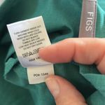 FIGS E.A.C. V-Neck 4 Pocket Teal Green Scrub Top Size XS Unisex Photo 5
