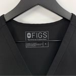 FIGS  Casma Three Pocket Scrub Top Black S Photo 3