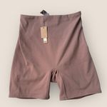 SKIMS | Shaping Swim Shorts | Beige | Size XXS Photo 1