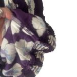 Old Navy Women's Size Medium Purple Hibiscus Floral 3/4 Sleeve Top Photo 4