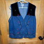 Napa Valley Vest Woman Size Large Denim with Embroidery Vintage Zip Up Y2K Blue Photo 0