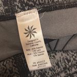 Athleta Prisma Stride Capri Legging Black Granite Grey Womens Size XS Photo 6