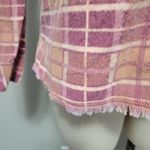 Billabong distressed raw hem flannel button down size small Photo 1