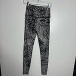 Beyond Yoga Flip It And Reverse It High Waisted Yoga Leggings Gray/Black Photo 4