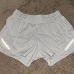 Lululemon Hotty Hot Short 2.5” Photo 0