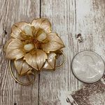 Vintage Unsigned 3D Flower Brooch Photo 1