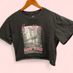 Cute distressed crop Brooklyn t Photo 0
