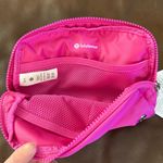 Lululemon  Everywhere Belt Bag 1L! Photo 3