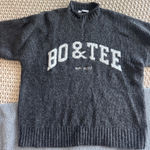Bo and Tee  sweater  Photo 0