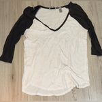 BKE  Black and White long sleeve shirt top Photo 0