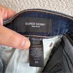 EXPRESS Women’s NWT Super Skinny Mid Rise Stretch Jeans Size 2R Photo 3