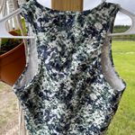 High Neck Sports Bra Multiple Size M Photo 1