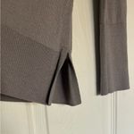 Banana Republic  Lavender 100% Merino Wool Lightweight Crewneck Sweater Small Photo 2