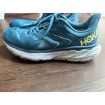 Hoka One One Arahi 5 Running Shoes Womens Size 7.5 B Blue Luminary Photo 5