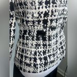 Chick woman’s size small Black and White Geometric Blazer Photo 6