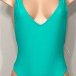 Topshop green swimsuit. Photo 1