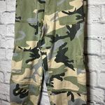 Bongo Y2K vintage camo cropped cargo pants size 5. Photo 1