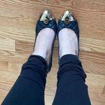 Tory Burch Kaitlin black quilted monogram gold cap toe leather wedges size 7 Photo 6