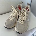 VEJA NWOT  Anthropologie Venturi VC Sneakers in Natural/White Photo 3