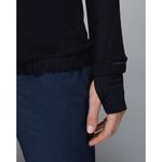 Lululemon Women's Forthright 1/2 Zip Color Black Size 4 Stretch Photo 3