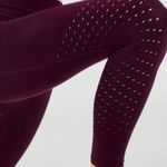 Fabletics  synch leg high waisted yoga gym perforated leggings Sz small burgundy Photo 4