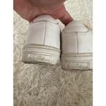 Sam Edelman White Leather Slip On Sneakers Pom Pom Accent Shoes Size 6M Photo 3