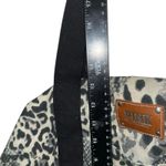 Victoria's Secret 22" Women's Leopard Victoria's Secrets Pink Duffel Bag - Black Photo 3