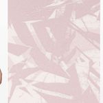 Lululemon Wunder Under Crop Luxtreme 21” in Shadow Leaf Ivory Muse Size 2 Photo 4