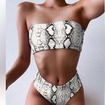 SheIn two piece strapless bandeau bikini snakeskin animal print white medium Photo 6