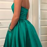 Sherri Hill Green homecoming dress with pockets Photo 5