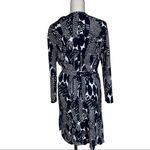 Chico's NWOT  TRAVELERS COLLECTION Pleated Printed Jacket Photo 4