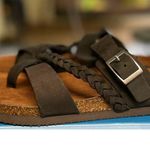 Mountain Sole  Womens Leather Footbed Sandals Black size 7 Photo 0