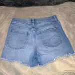 Gap  3.5” Shorts, Size 4/27 Photo 2