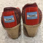 Toms Canvas & Jute Platform Espadrille Striped Peep Toe Wedges Red Tan 10 Photo 3