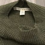 Miami  Sweater Knit Photo 2