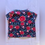 FOR THE REPUBLIC short-sleeved t-shirt with an all-over floral print. The shirt features Photo 5