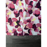 Willow & Thread Essentials Pencil Skirt Pink & White Flower Petal Print Size 6 Pink Photo 3